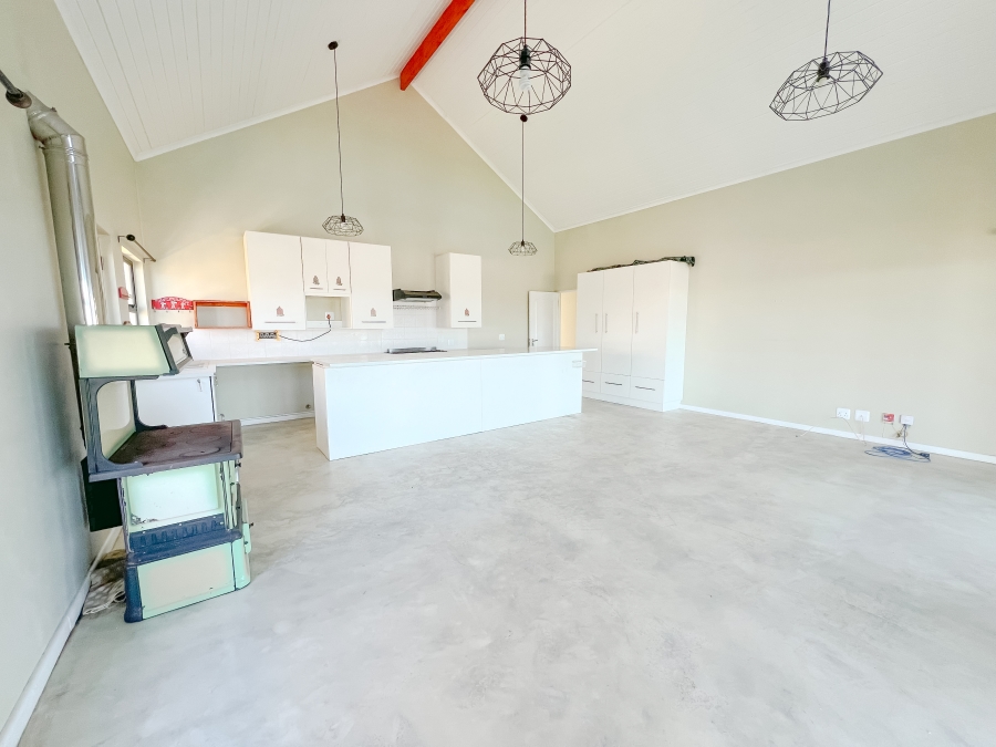 To Let 2 Bedroom Property for Rent in Robberg Ridge Western Cape